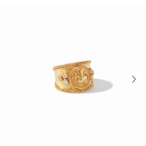 coin crest ring